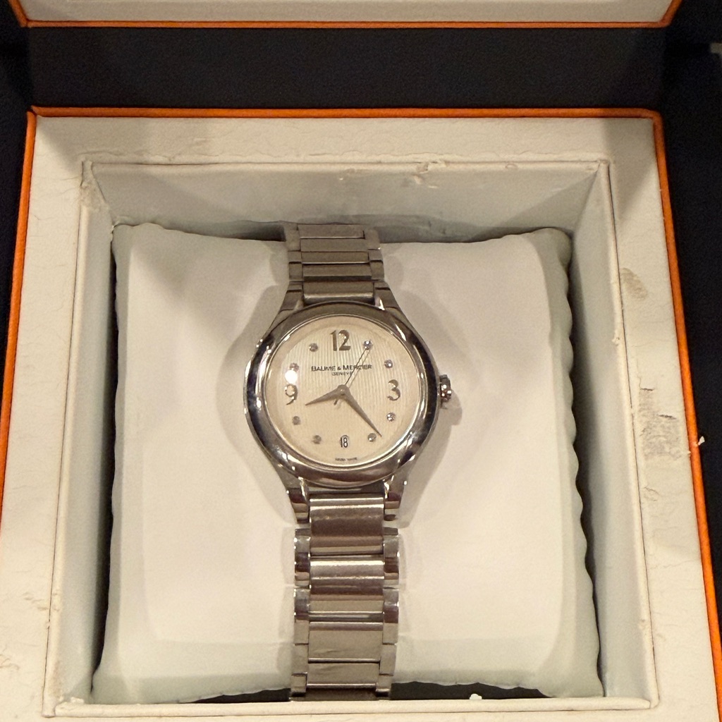 Baume  Mercier Ilea M0a08769 Diamond MotherOfPearl Dial Ladies Watch W Box